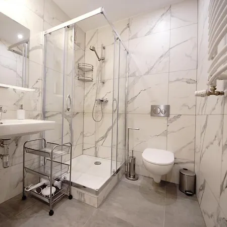 Bh Properties, Teatr Wybrzeze Srodmiescie