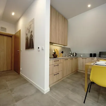 Bh Properties, Teatr Wybrzeze Srodmiescie
