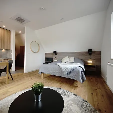 Bh Properties, Teatr Wybrzeze Srodmiescie グダニスク