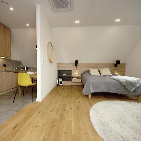 Bh Properties, Teatr Wybrzeze Srodmiescie