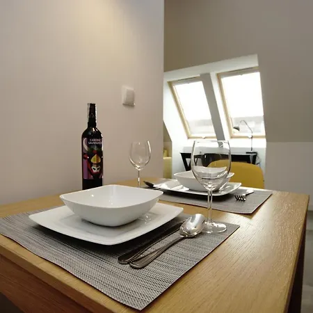 Bh Properties, Teatr Wybrzeze Srodmiescie Lejlighed