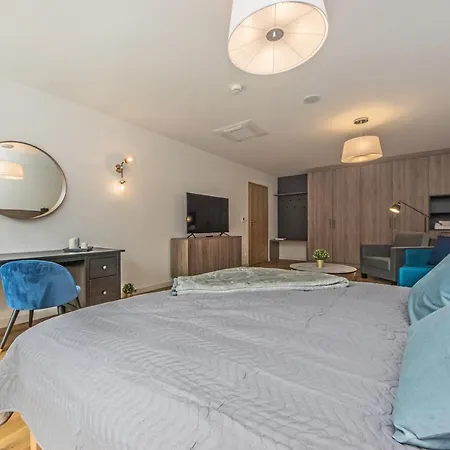 Bh Properties, Teatr Wybrzeze Srodmiescie *